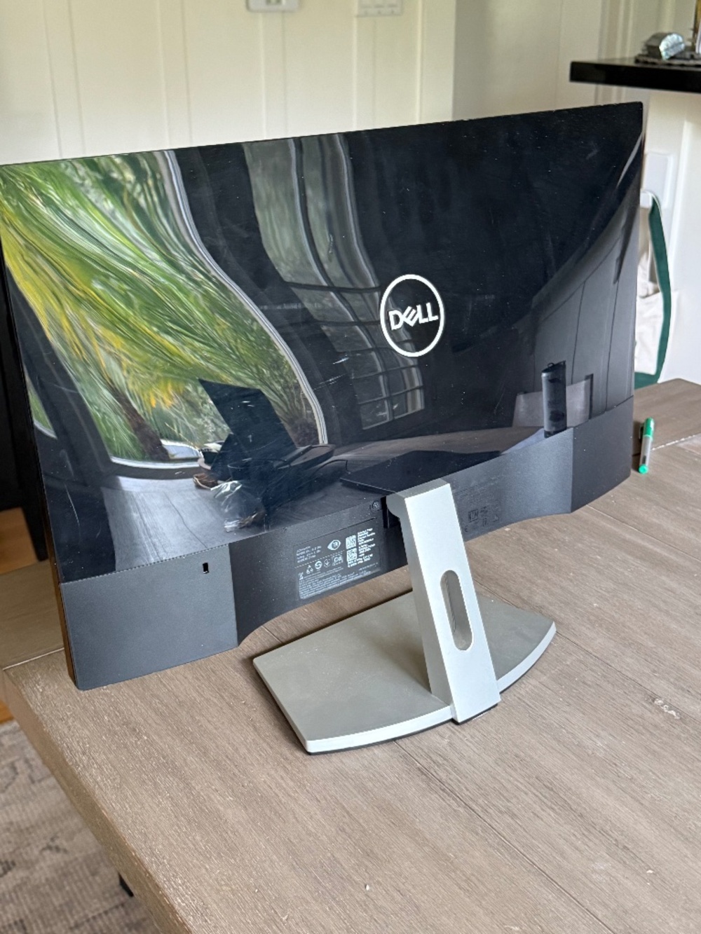 Dell 23 Inch Monitor - Picture 1 of 3